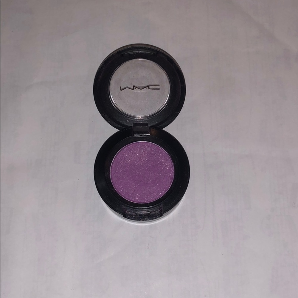MAC Single Eyeshadow